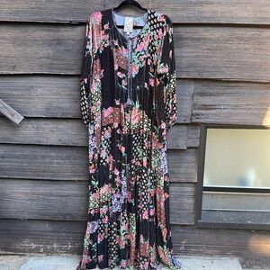 Johnny Was sz L velvet burnout maxi dress w pockets!!! Johnny Was dress